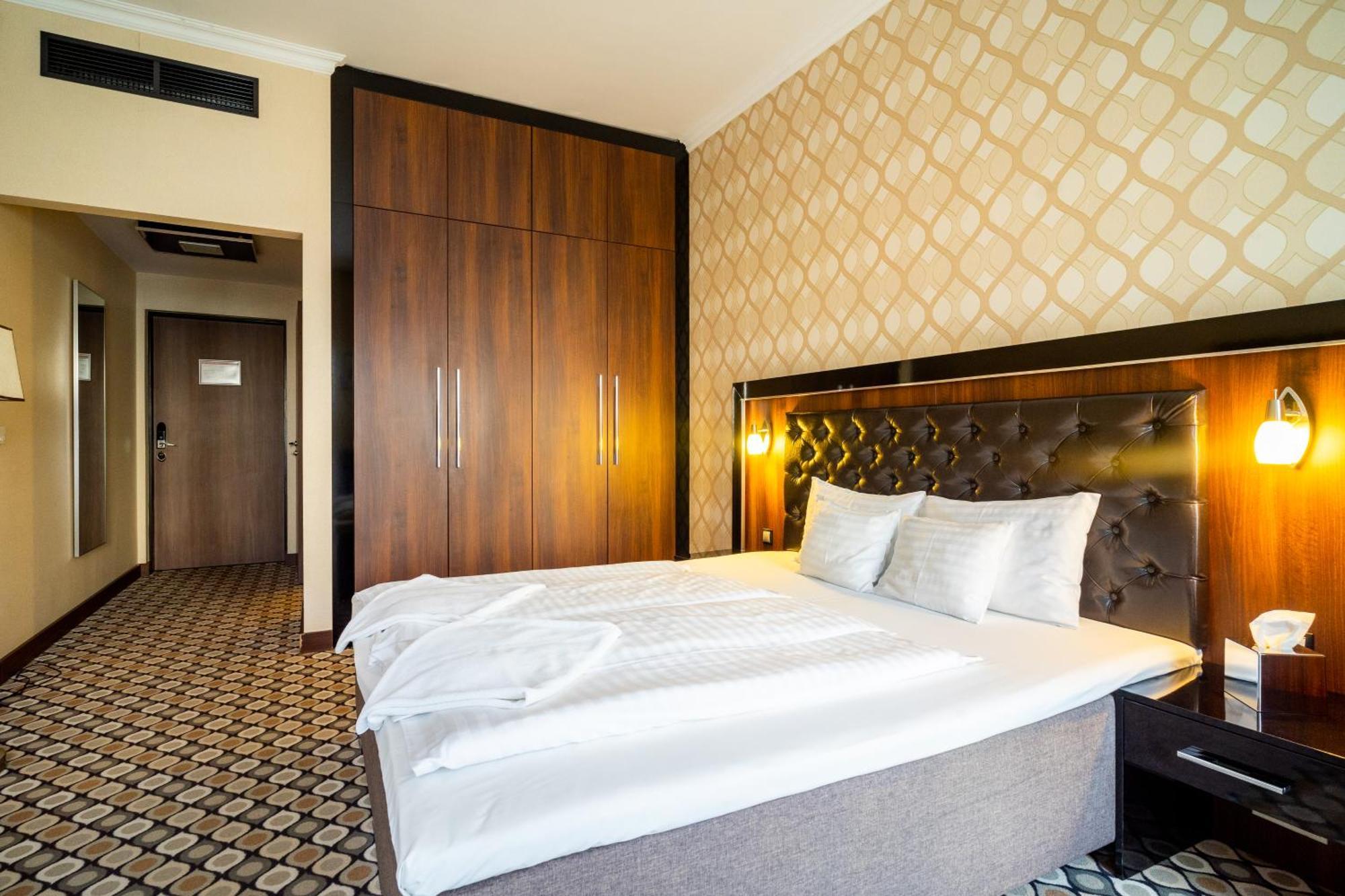 Hotel Castello & Thermal Spa Siklós מראה חיצוני תמונה